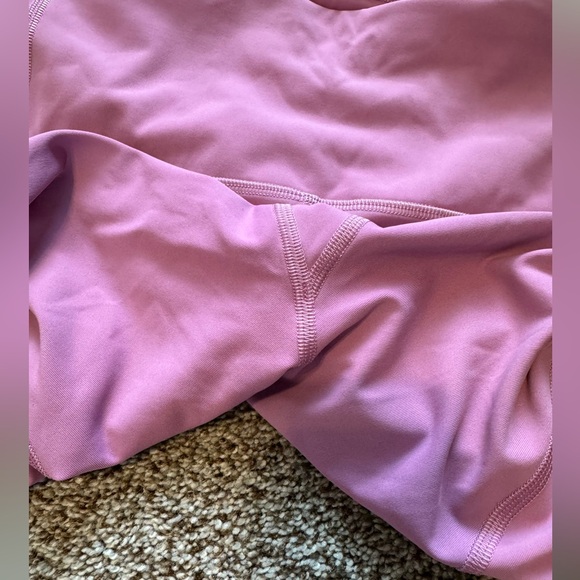 EUC- LULULEMON Pace Rival Crop 22" Magenta
Glow Pink High Rise Leggings - Picture 10 of 11